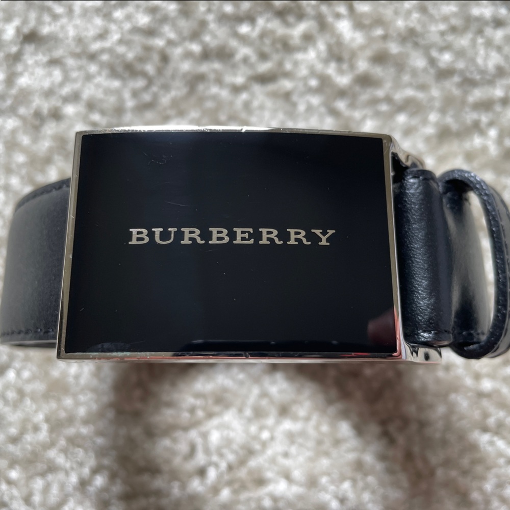Burberry black leather authentic mens belt